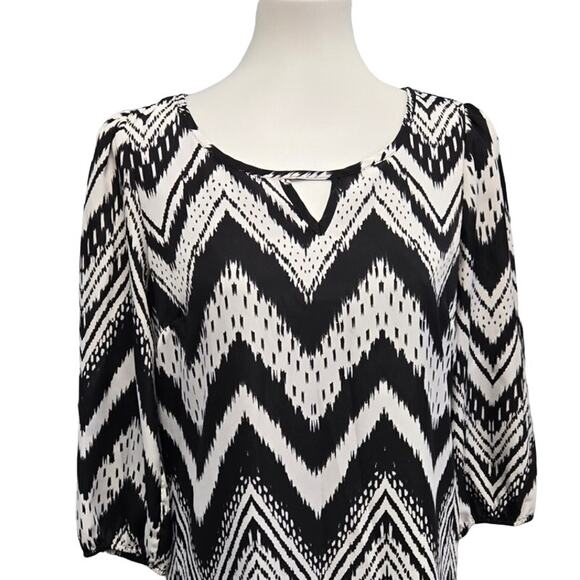 Almost Famous Womens Small 3/4 Blouson Sleeve Chevron Zig Zag Sheath Dress - Picture 2 of 5